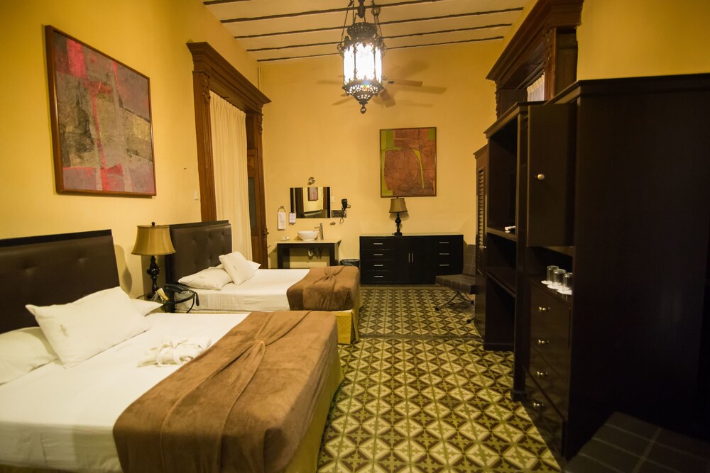 Guestroom