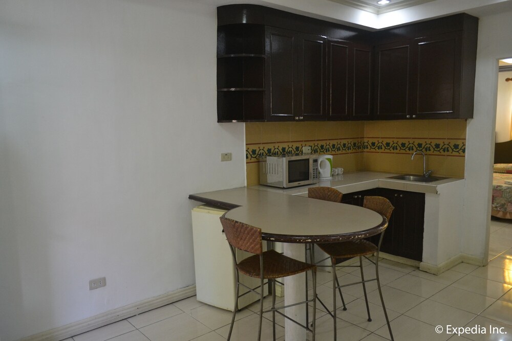 In-Room Kitchenette