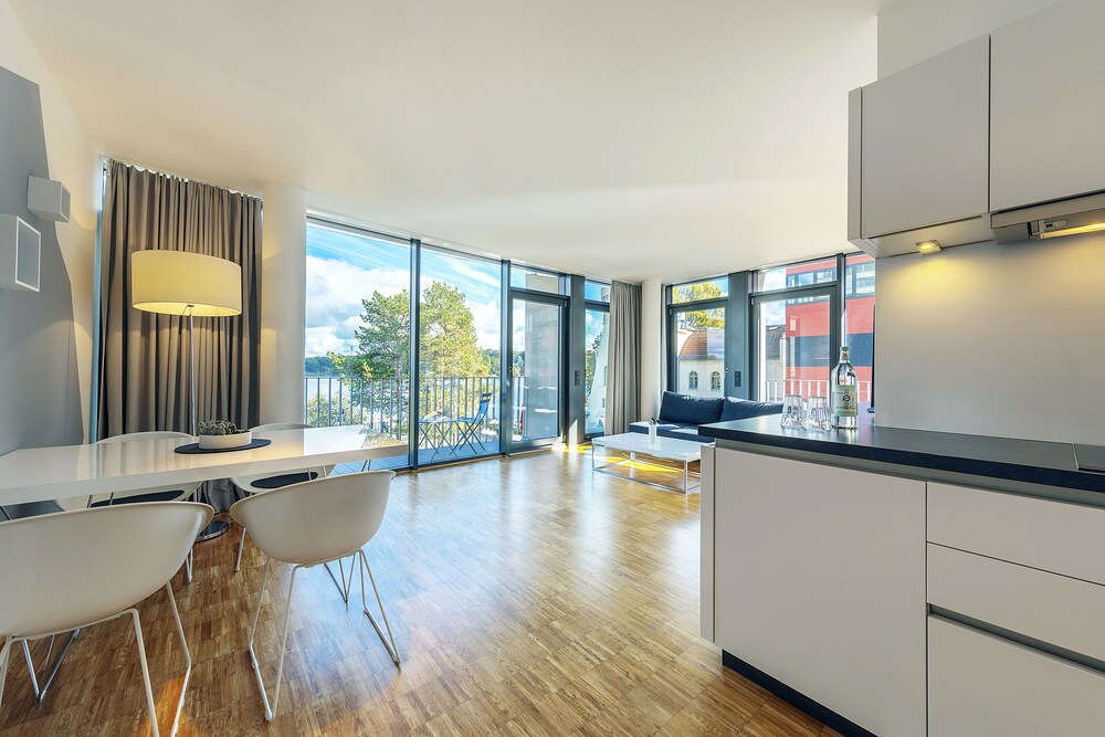 Apartment, Balcony, Corner (CA) - In-Room Kitchen