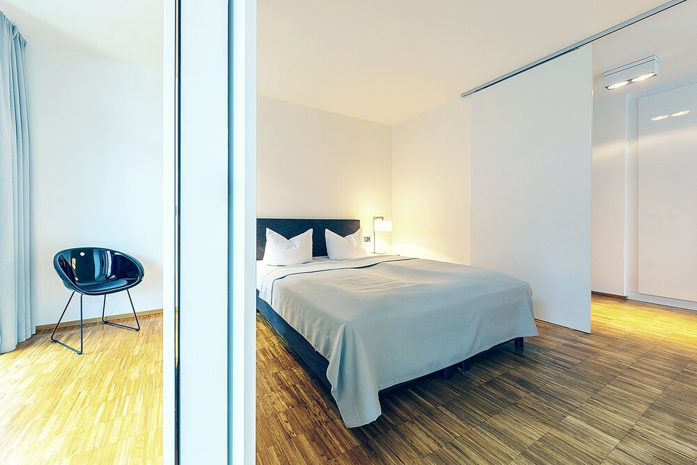 Apartment, Balcony, Corner (CA) - Guestroom