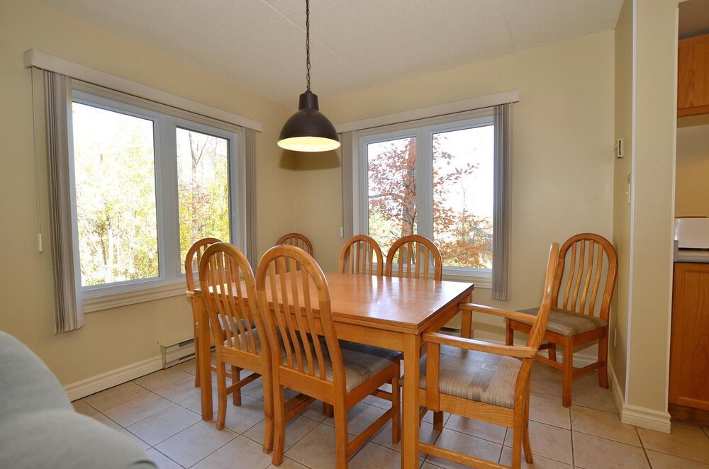 3 Bedroom - In-Room Dining