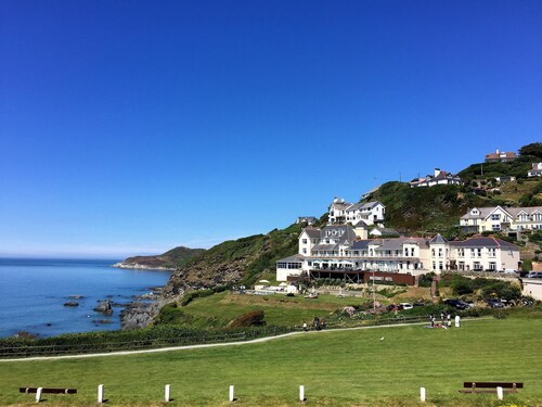 Watersmeet Hotel