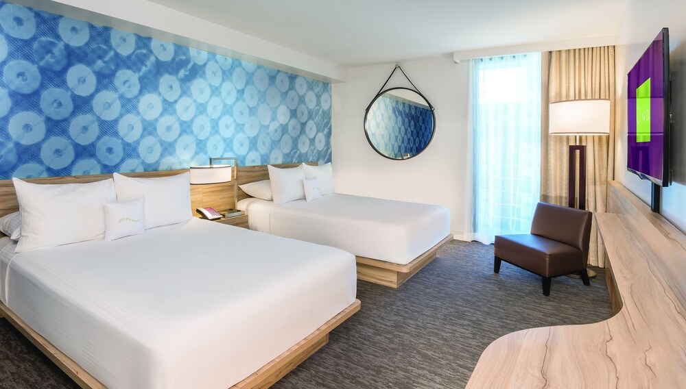 Room, The LINQ Hotel + Experience