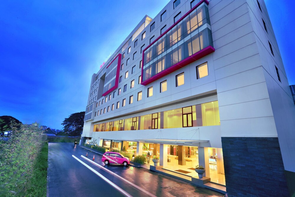 Hotel Front