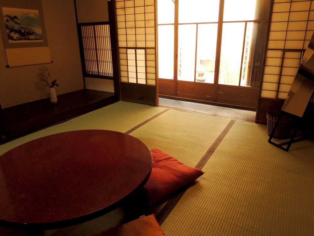 객실 (트래디셔널룸 (Private Room with Inner Garden))