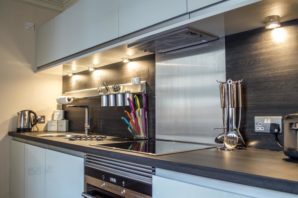 Apartment, 1 Bedroom - In-Room Kitchen