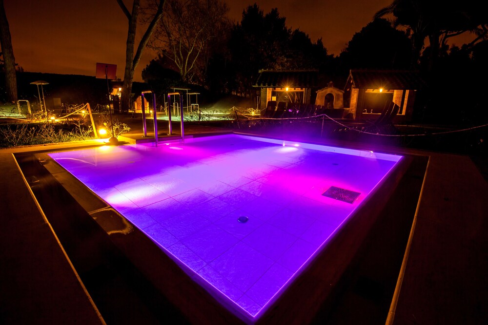 Piscina all'aperto
