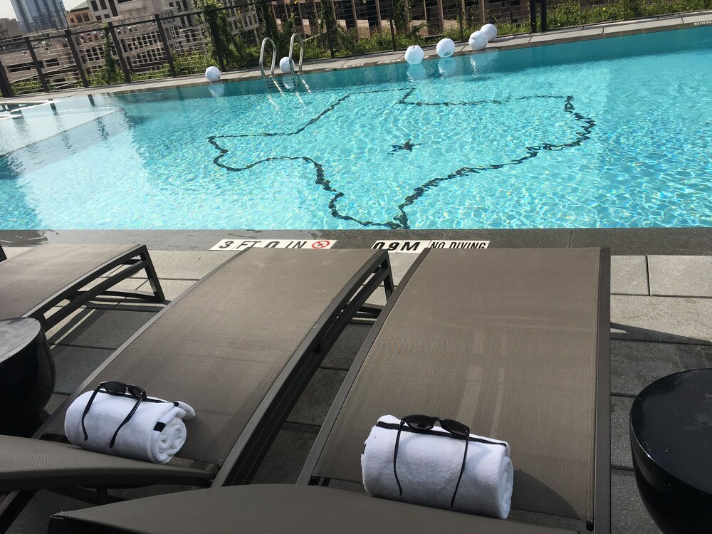 Rooftop Pool