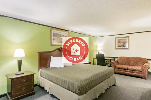 OYO Hotel Columbia SC I-20/I-26