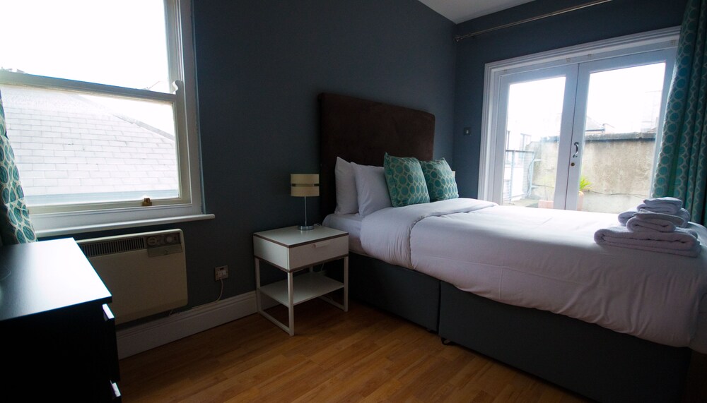Apartment, 3 Bedrooms - Guestroom