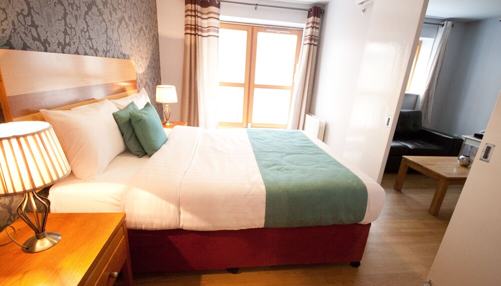 Apartment (4 Adults) - Guestroom