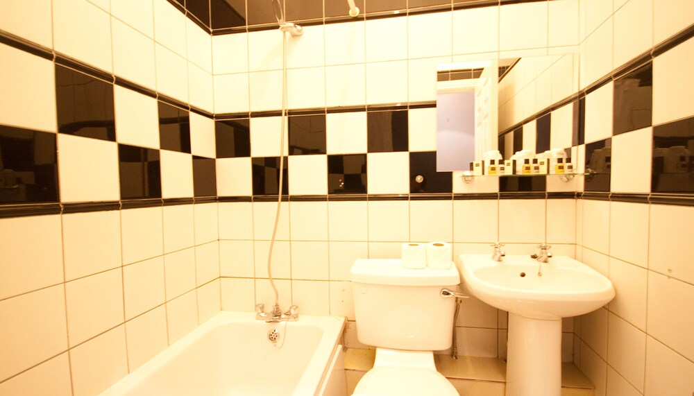 Apartment, 3 Bedrooms - Bathroom