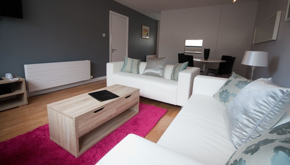 Apartment, 2 Bedrooms (5 people) - Living Room