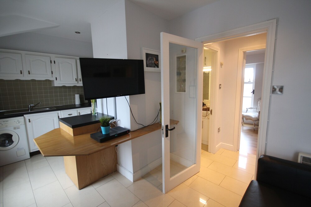 Apartment (2 Adults) - In-Room Kitchen