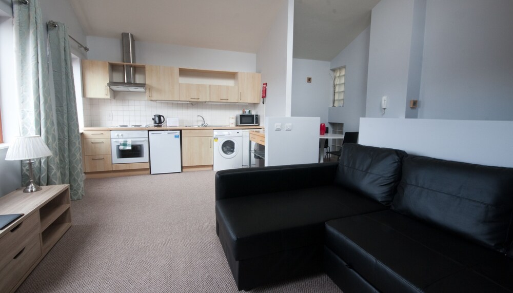 Apartment, 2 Bedrooms (5 people) - Living Area
