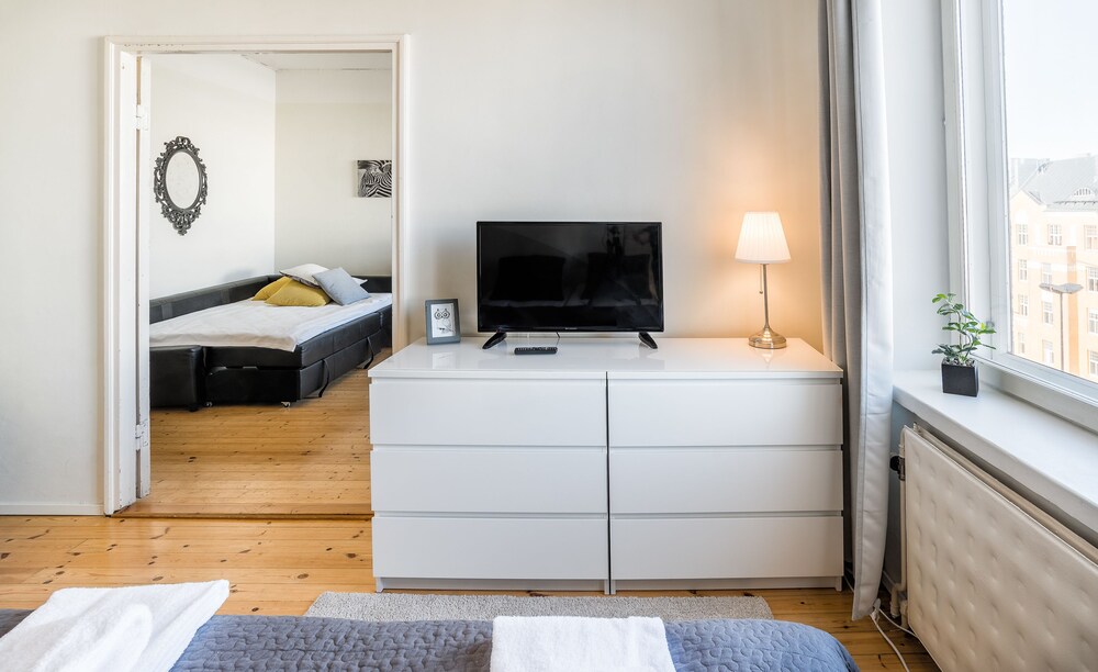 One Bedroom Apartment - Sornaisten Rantatie 4 - Guestroom