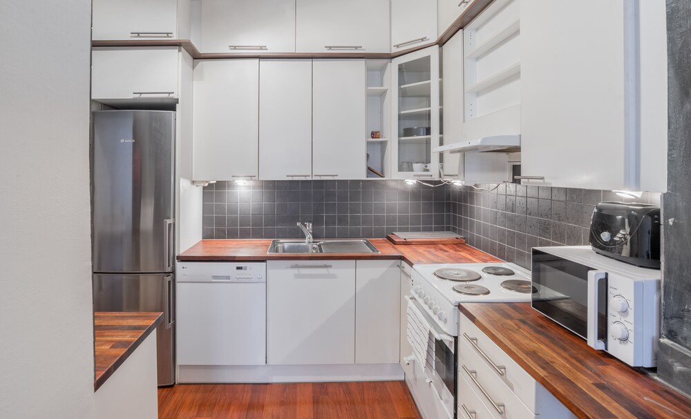 Apartment, 2 Bedrooms (Kaarlenkatu 13 B 14) - In-Room Kitchen