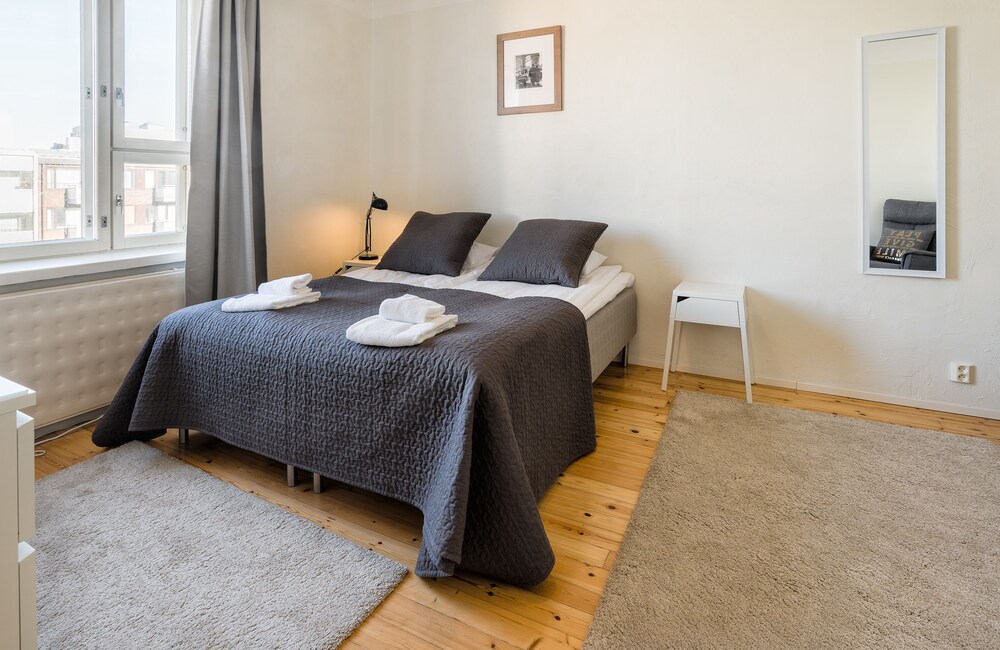 One Bedroom Apartment - Sornaisten Rantatie 4 - Guestroom