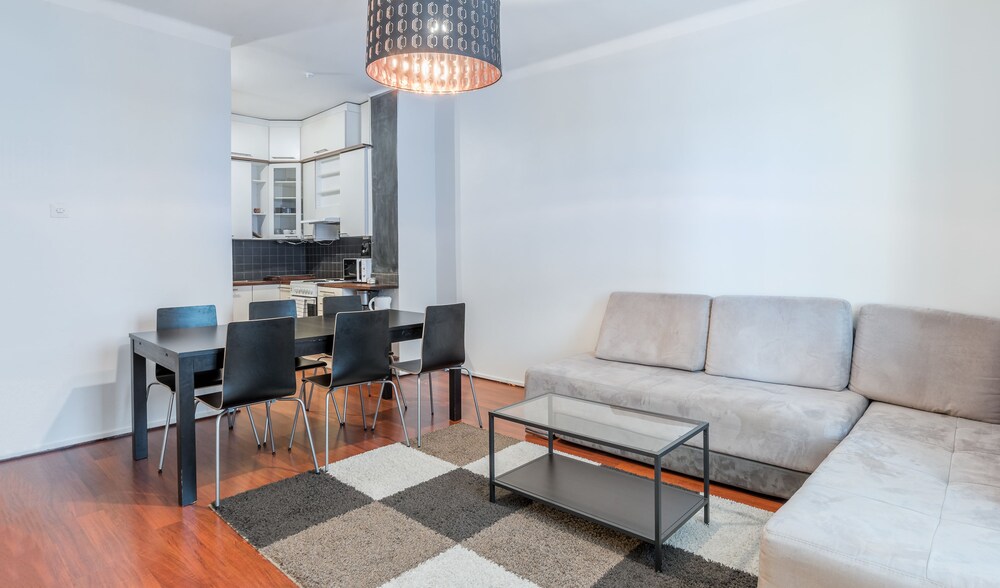 Apartment, 2 Bedrooms (Kaarlenkatu 13 B 14) - Living Room