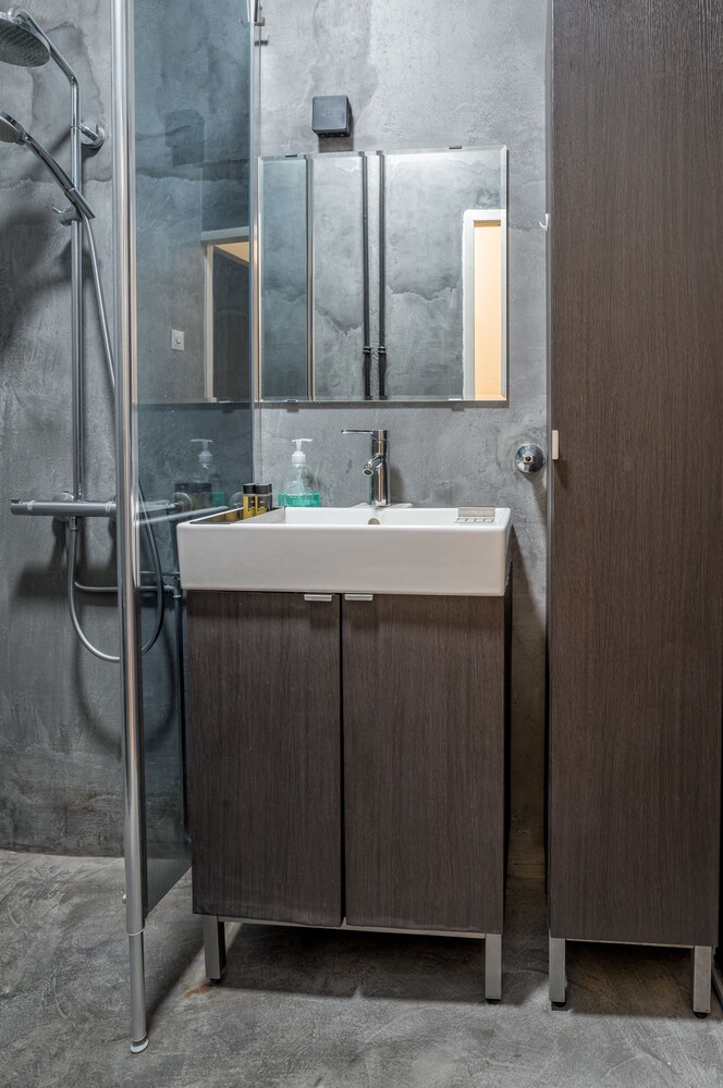 Apartment, 2 Bedrooms (Kaarlenkatu 13 B 14) - Bathroom
