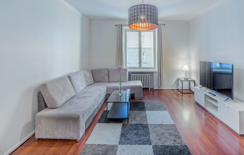 Apartment, 2 Bedrooms (Kaarlenkatu 13 B 14) - Living Area