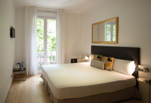 Forget Me Not Barcelona B&B