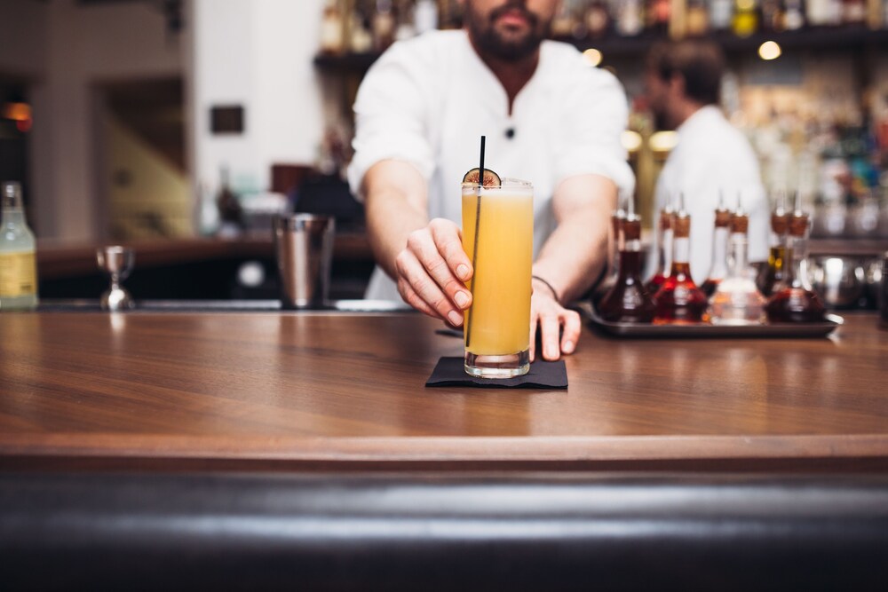 Hotel Bar
