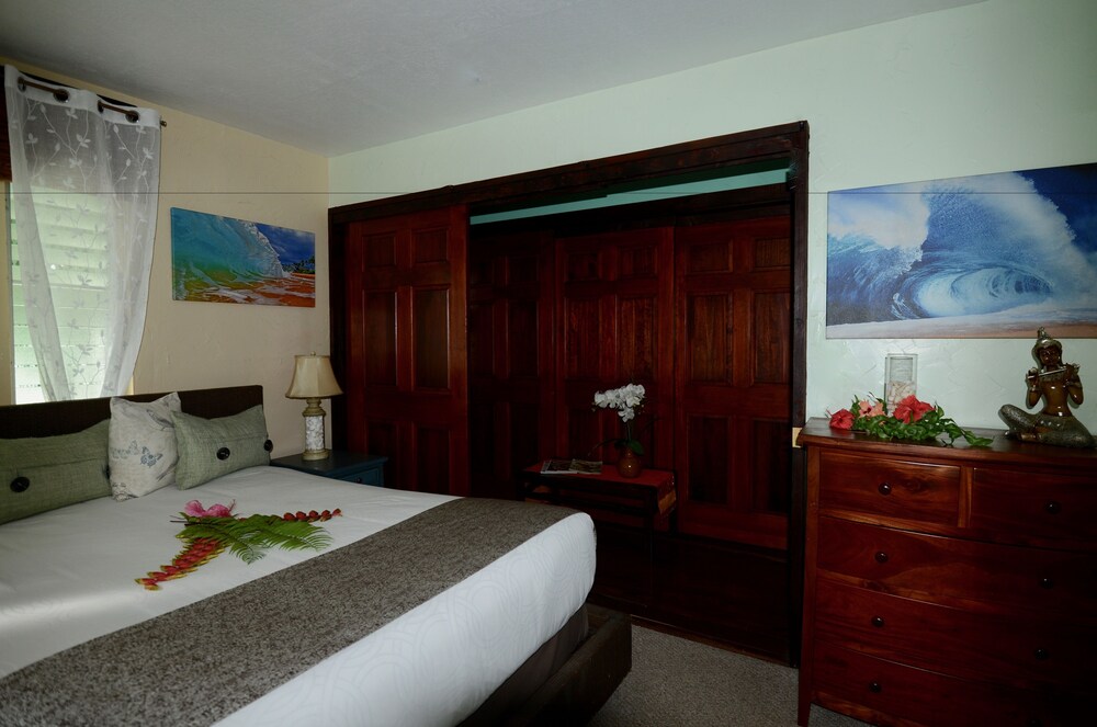 Classic Double Room, 1 Bedroom, Shared Bathroom, Garden View - Room