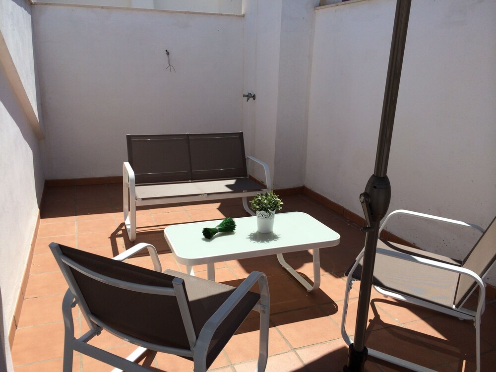 Terraza o patio: Estudio, terraza (Calle Juan de Mena 7)