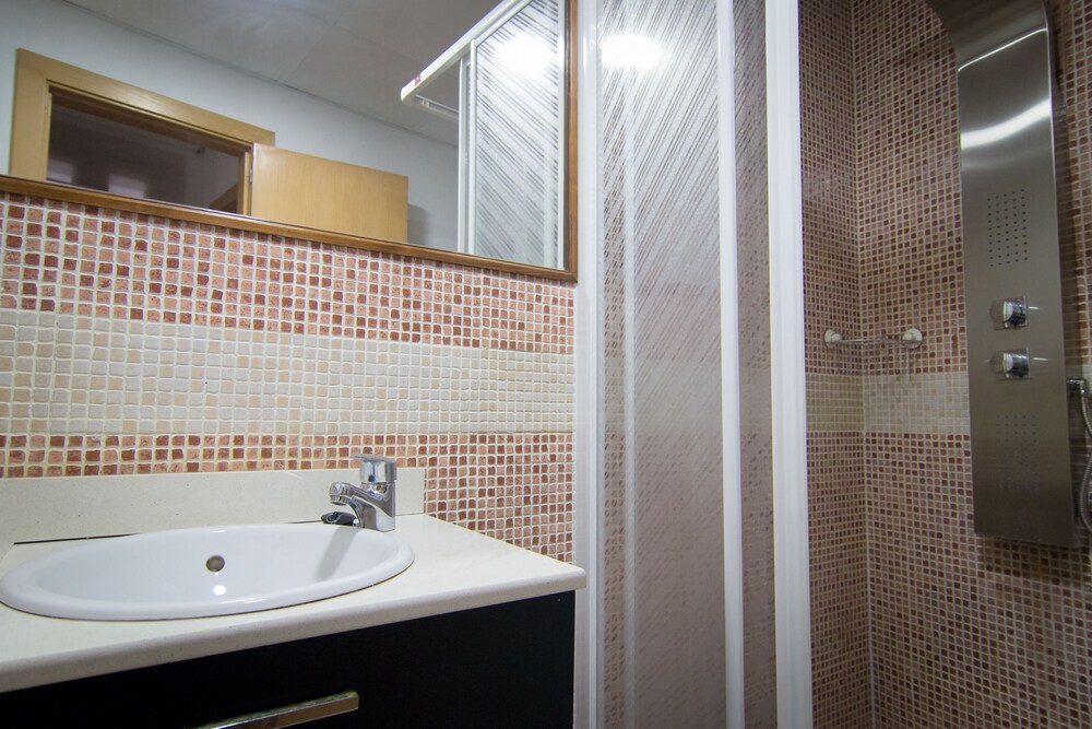 Cuarto de baño: Apartamento, 1 habitación (Carreteria 15)