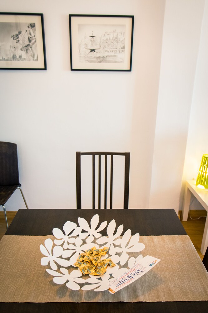 Servicio de comidas en la habitación: Apartamento, 3 habitaciones, vistas al mar (Min.30 years old) Muelle Heredia)
