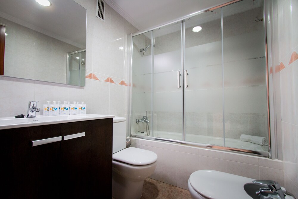 Cuarto de baño: Apartamento, 4 habitaciones (Cuarteles)