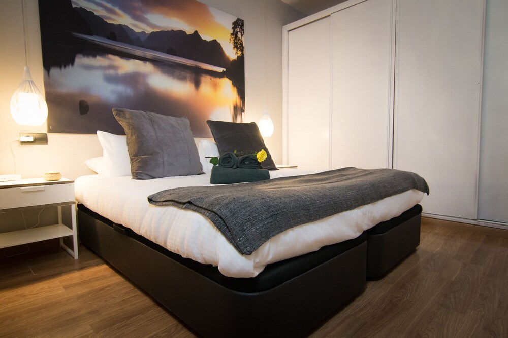 Habitación: Apartamento, 1 habitación (Carreteria 15)