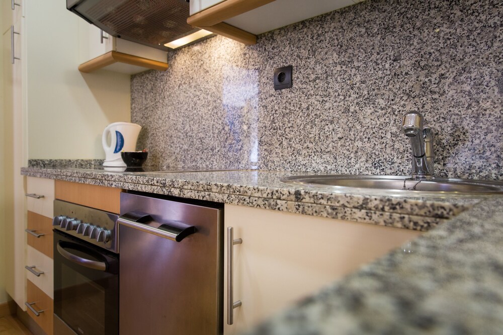 Cocina en la habitación: Estudio (Andres)