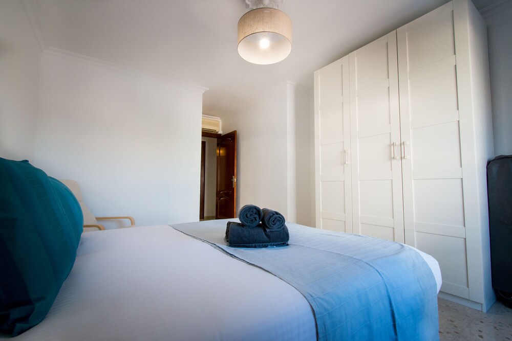 Habitación: Apartamento, 4 habitaciones (Cuarteles)