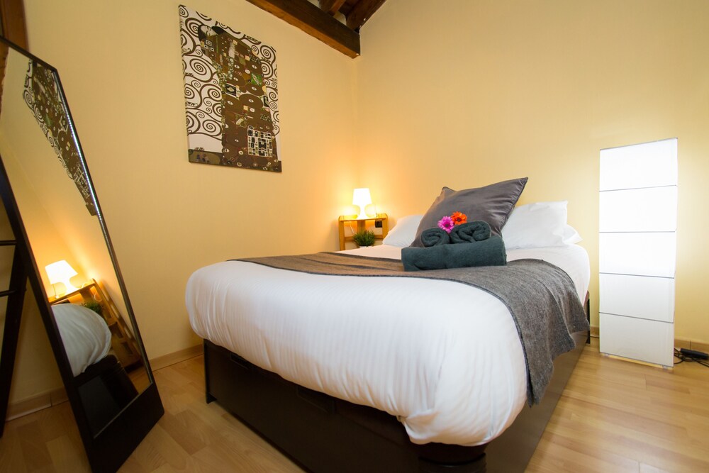 Habitación: Habitación (Duplex, Carreteria 13)
