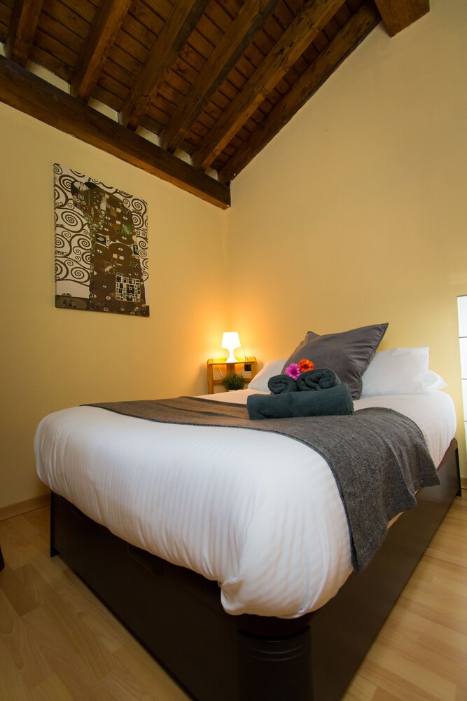 Habitación: Habitación (Duplex, Carreteria 13)