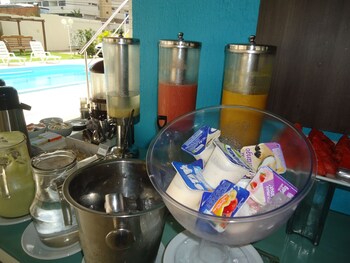 Food Court