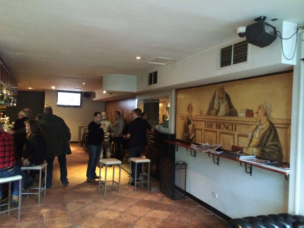Hotel Bar