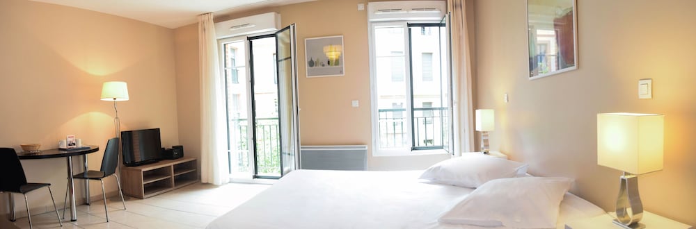 客室 (Appartement Confort )