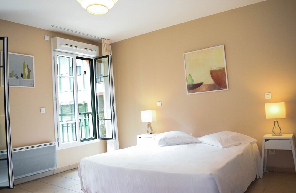 客室 (Appartement Confort )