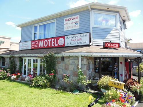 Motor court Motel
