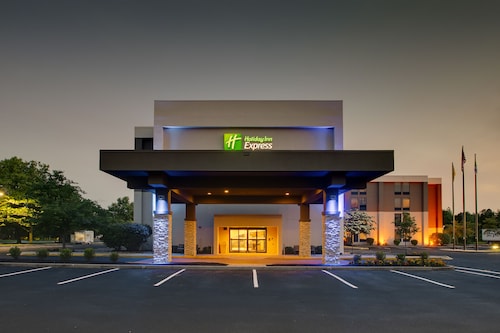 Holiday Inn Express Voorhees - Mt. Laurel by IHG