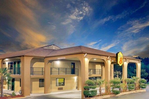 Super 8 by Wyndham Cartersville