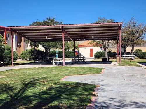 Red Roof Inn Van Horn