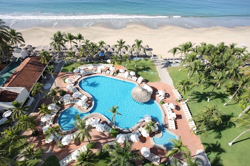 Emporio Ixtapa - with Optional All Inclusive