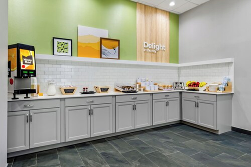 Spark by Hilton Lexington