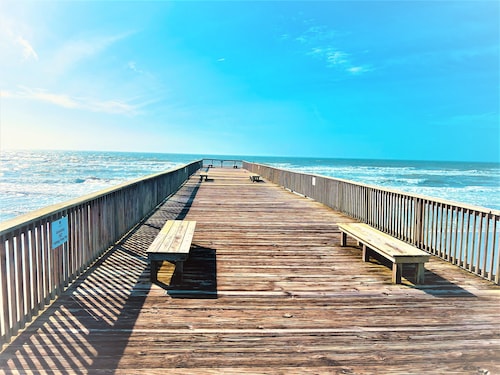 DoubleTree by Hilton Atlantic Beach Oceanfront