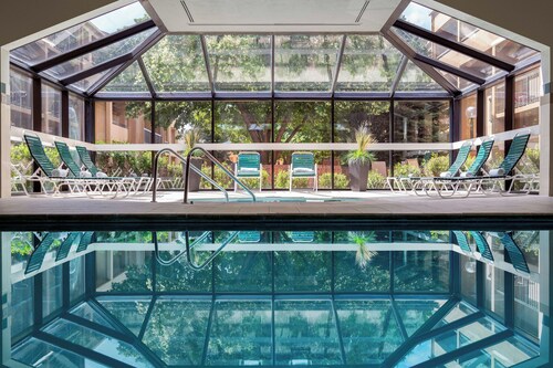 Courtyard by Marriott Denver Central Park