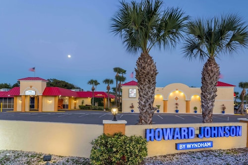 Howard Johnson by Wyndham Lakeland